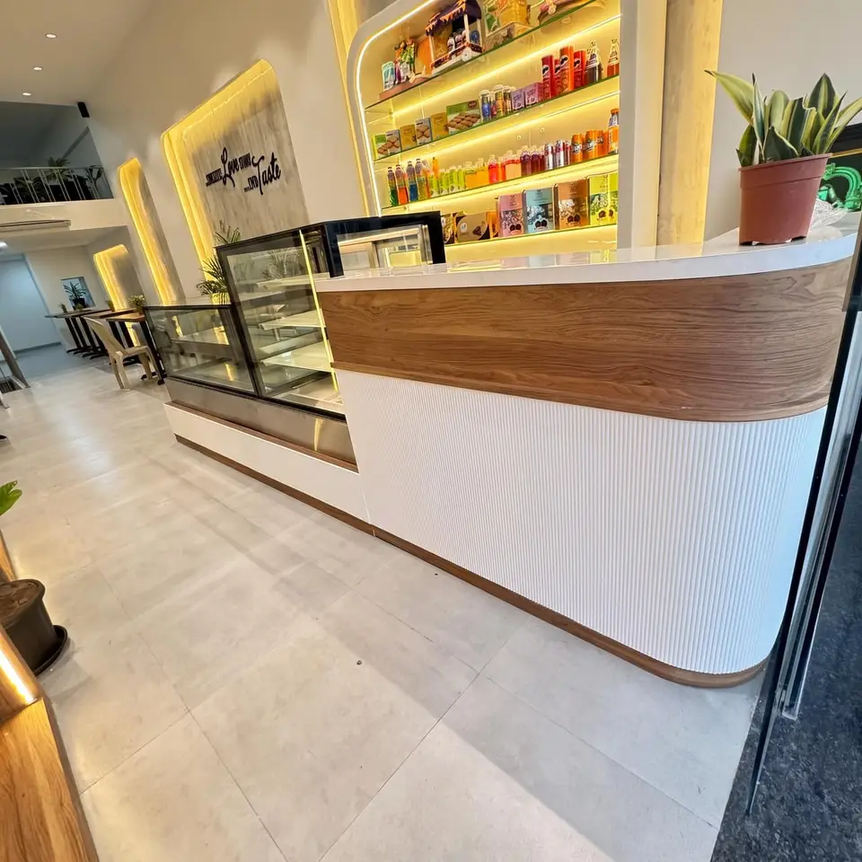 Retail Sales Counter — Smart Furniture