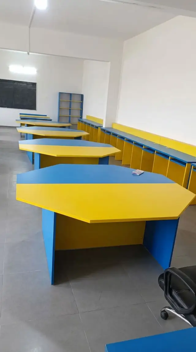 Exam Booth Writing Desks — Smart Furniture