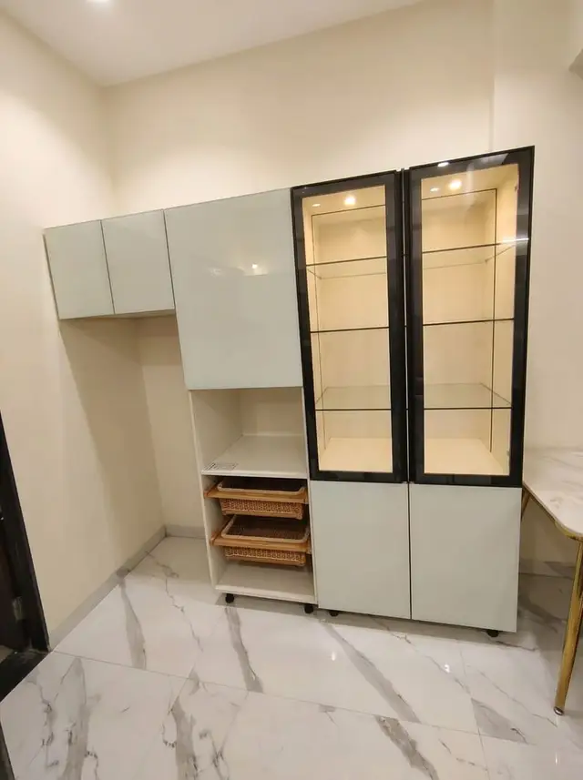 Display / Crockery Unit — Smart Furniture
