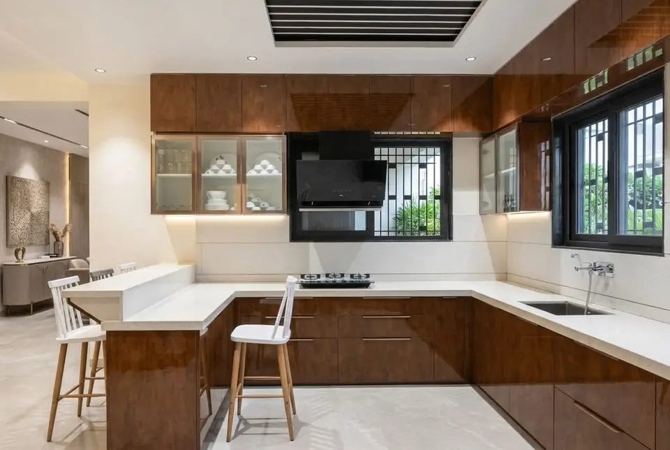 Walnut U-Shape Kitchen with Breakfast Counter — Smart Furniture